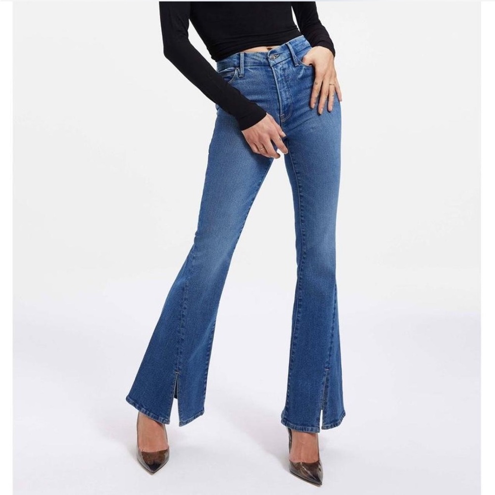 Good American Good Legs Flare Twisted Slit Jeans